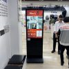 Màn Hình Chân Đứng Hai Mặt 50 Inch | 50” Floor Standing