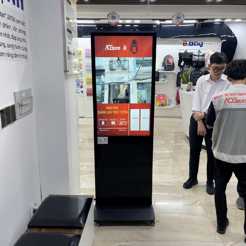 Màn Hình Chân Đứng Hai Mặt 50 Inch | 50” Floor Standing