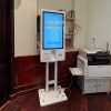 Thực Tế Kiosk Tự Phục Vụ Đế 2 Chân 32 Inch 2